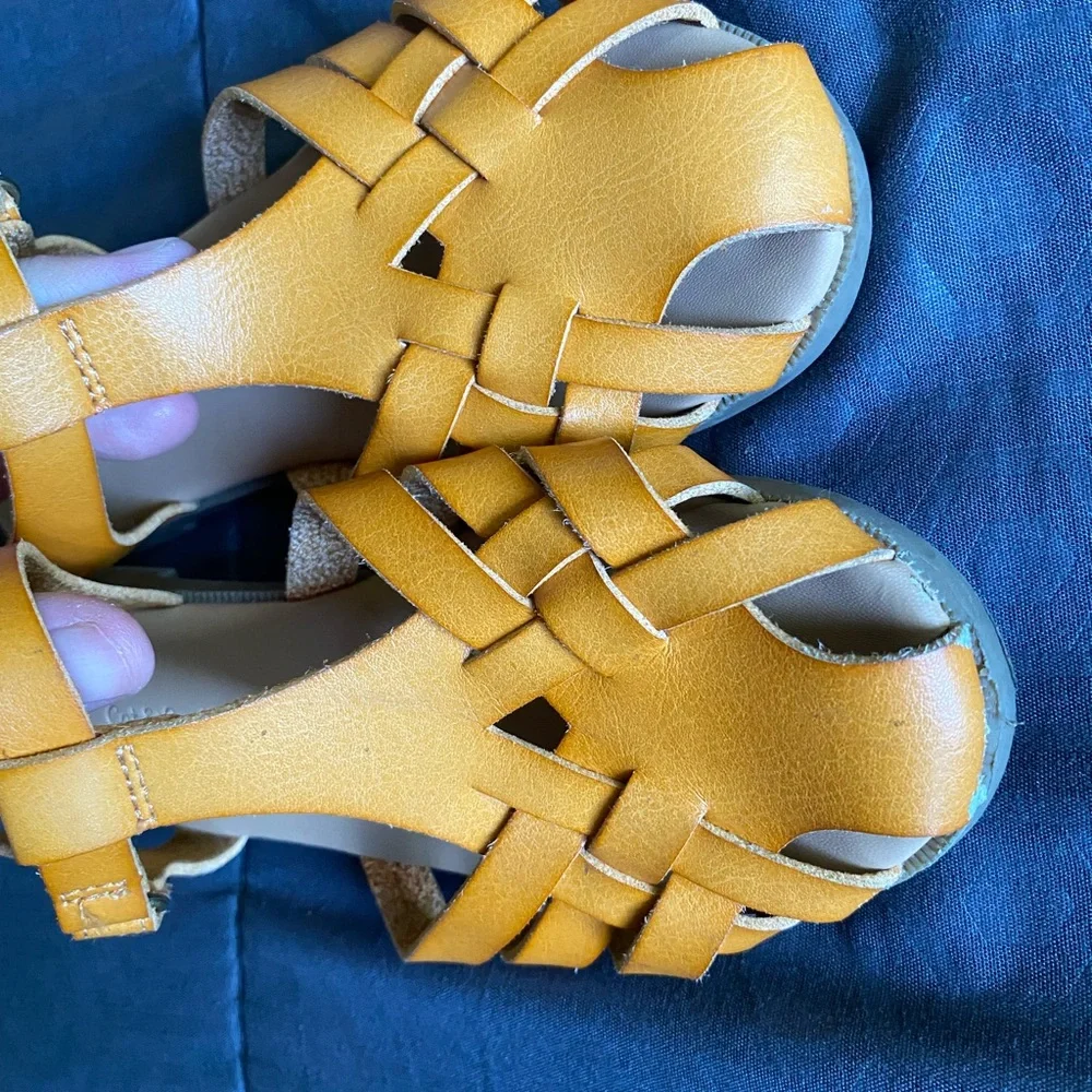 12c sandals cat and jack
